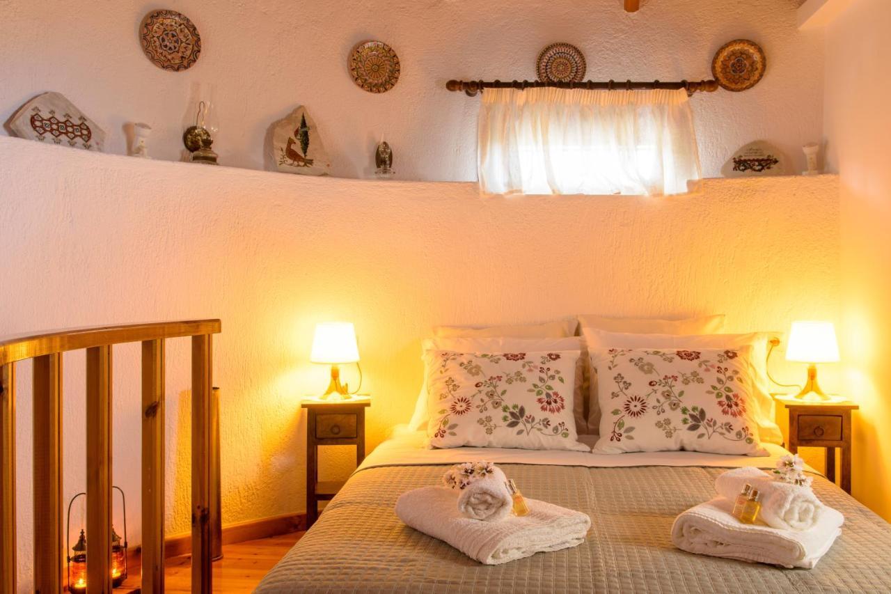 Traditional Windmill-Milos Kroustas Екстериор снимка