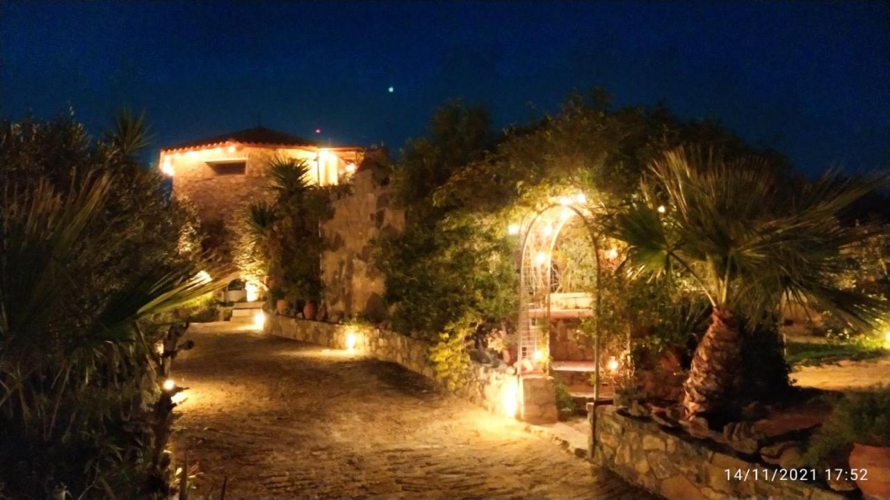 Traditional Windmill-Milos Kroustas Екстериор снимка